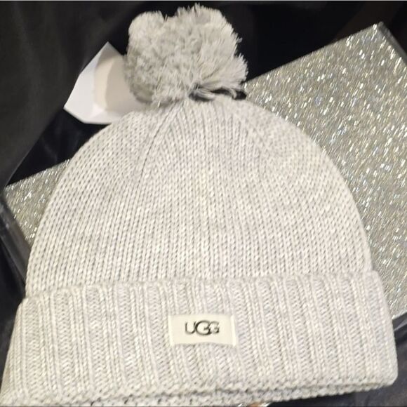 Ugg Cuffed Knit Pom Beanie Hat